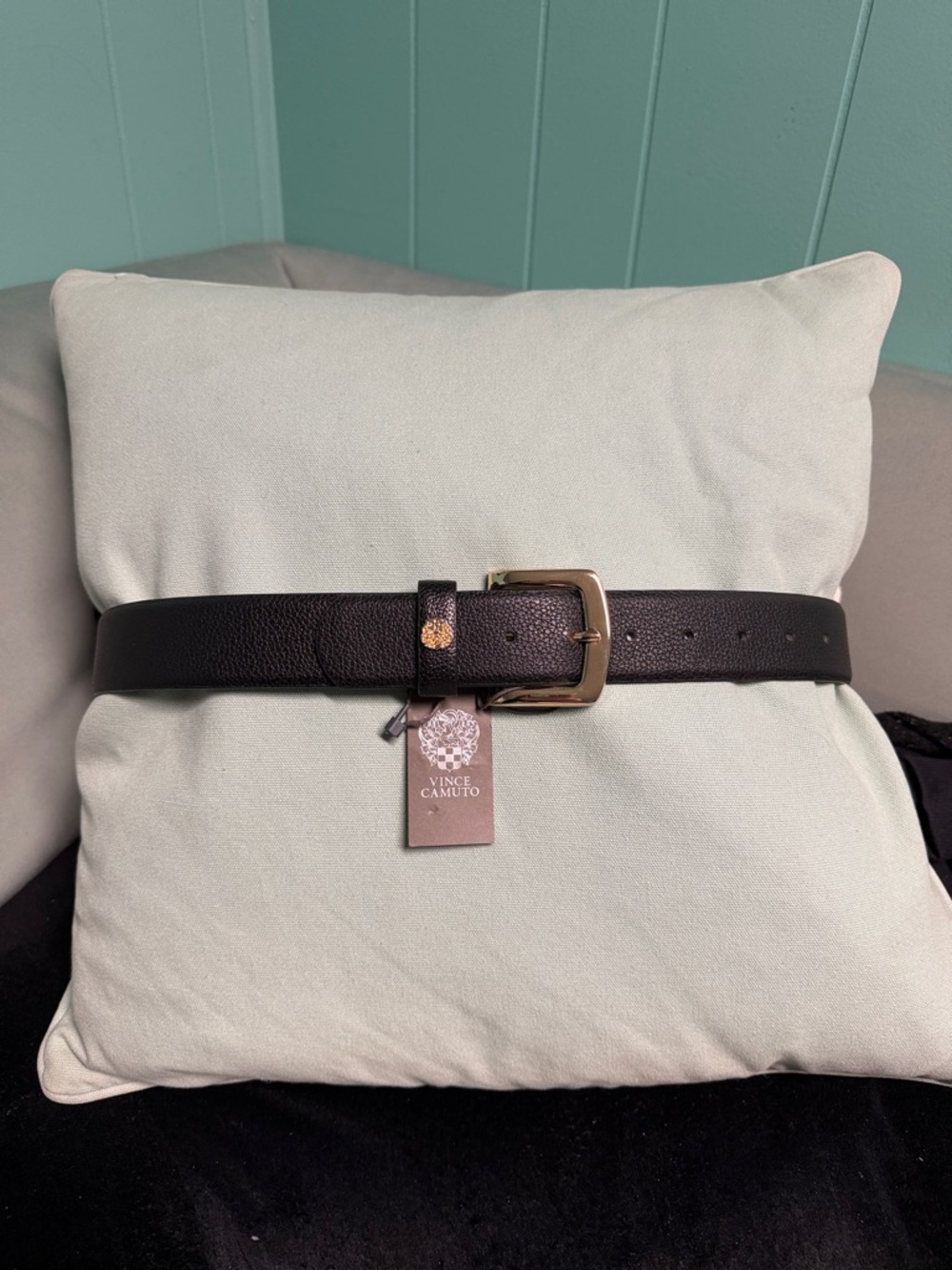 BNWT VINCE CAMUTO SIGNATURE 1.5” WIDE FAUX LEATHER BLACK BELT GOLD HARDWARE